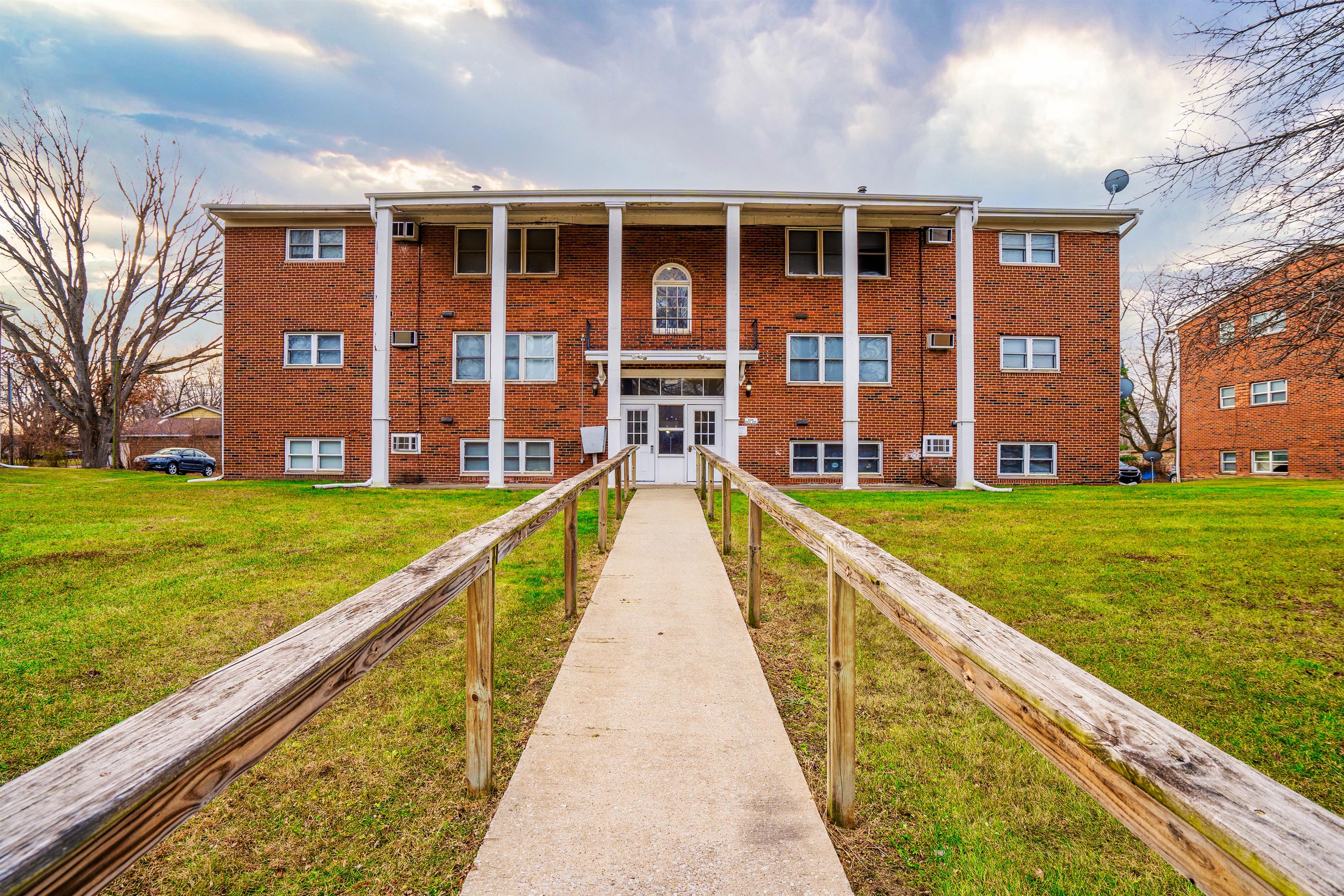 Property main image